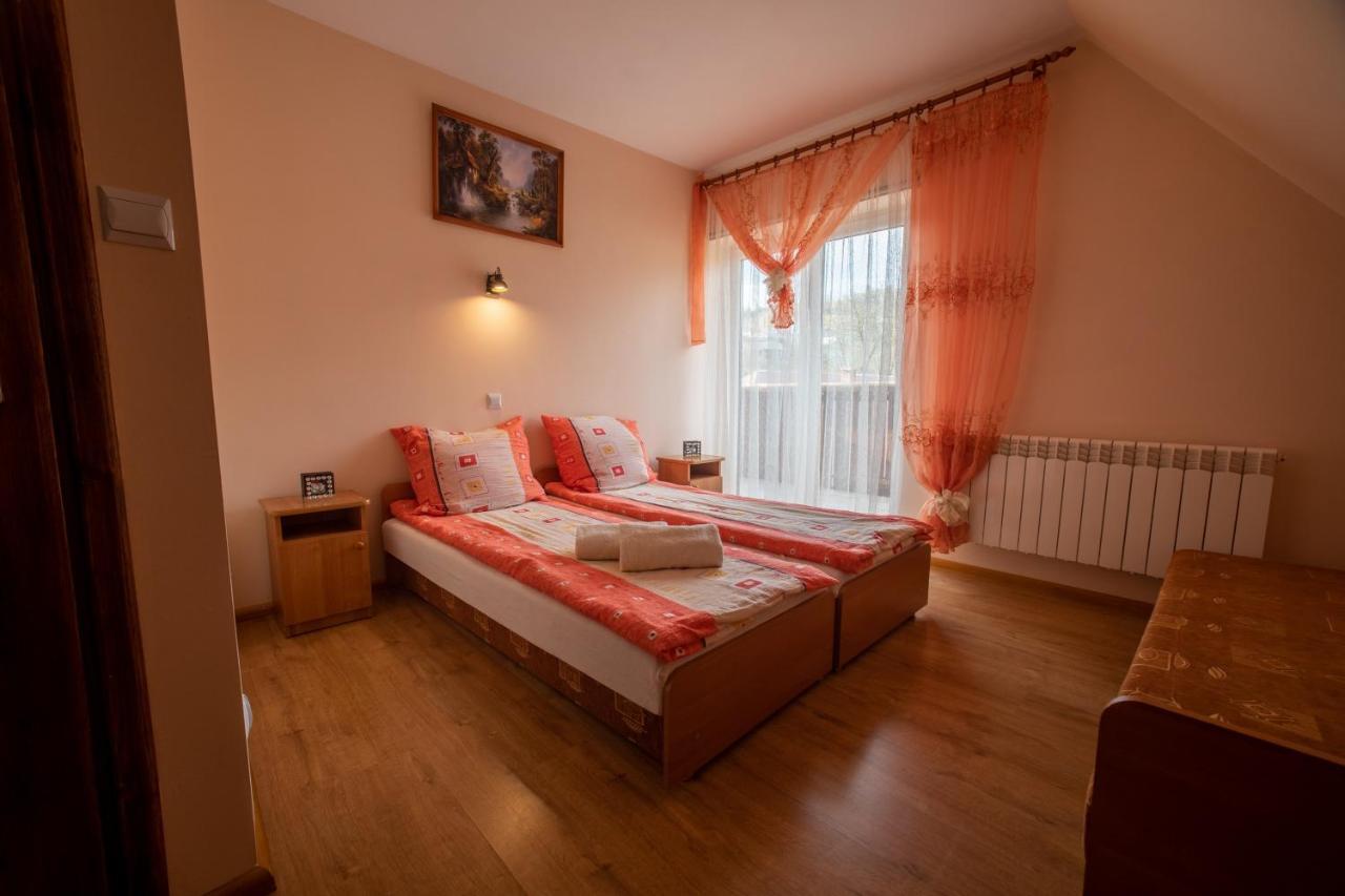 Noclegi U Ilony Czarna Góra Exteriör bild